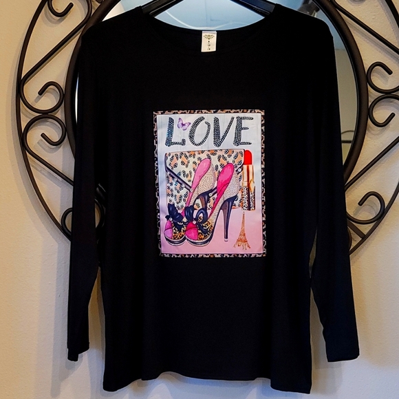 💄 "Love" Crystal Tunic Style T-shirt - Picture 2 of 7
